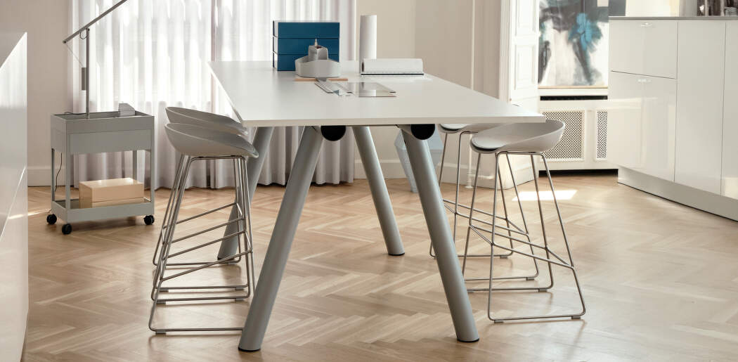 Zaměřeno na hi-tech: chladný tón designu