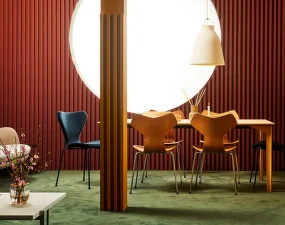 Židle Grand Prix™, walnut / chrom