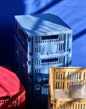 Kovové víko Colour Crate Medium, electric blue