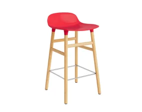 Barová židle Form 65 cm Oak, bright red