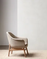 Křeslo Harbour Lounge Chair, natural oak/Bouclé 02