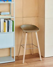 Barová stolička AAS 32 High Lacquered Oak Veneer, pale peach