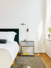 Noční stolek USM Haller M54, light grey