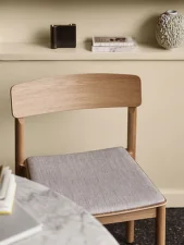 Židle Betty TK3, oak / Cognac Aniline Leather