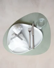 Prostírání Curve Nupo L, olive green