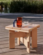 Stolek Crate, pinewood