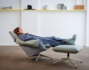 Křeslo Bascule Highback s otomanem, Cento / light lavender / light sage