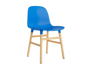 Židle Form Oak, bright blue