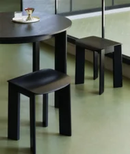 Stolička Chisel 10, black lacquered oak