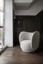 Ex-display lounge chair Rico, Bouclé sand