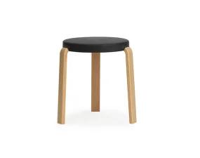 Stolička Tap Stool, oak / black