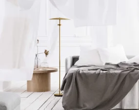 Stojací lampa Reflection, brass lacquered aluminium