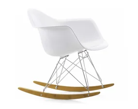 Houpací křeslo Eames Chair RAR, golden maple