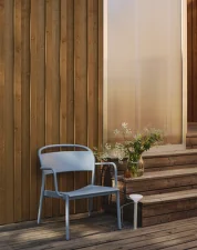 Křeslo Linear Steel Lounge Armchair, pale blue