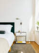 Noční stolek USM Haller M54, pure white