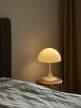 Stolní lampa Panthella 320, opal beige