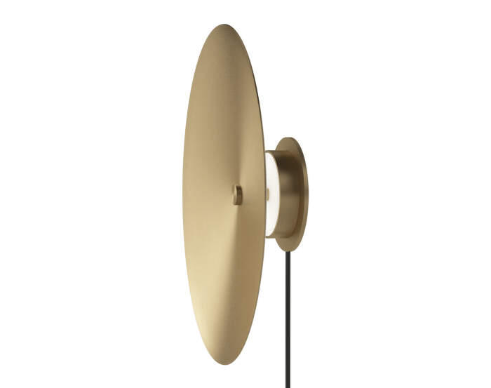 Nástěnná lampa Reflection, brass lacquered aluminium